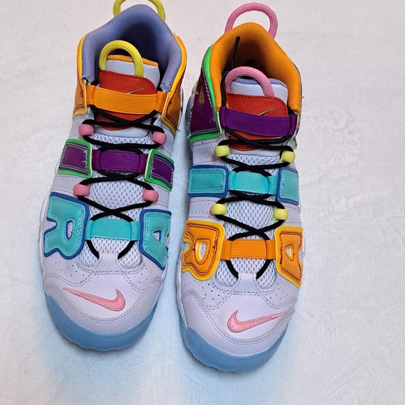 Wmns Sz 8.5: Nike Air More Uptempo GS DH0624-500 - Picture 5 of 12